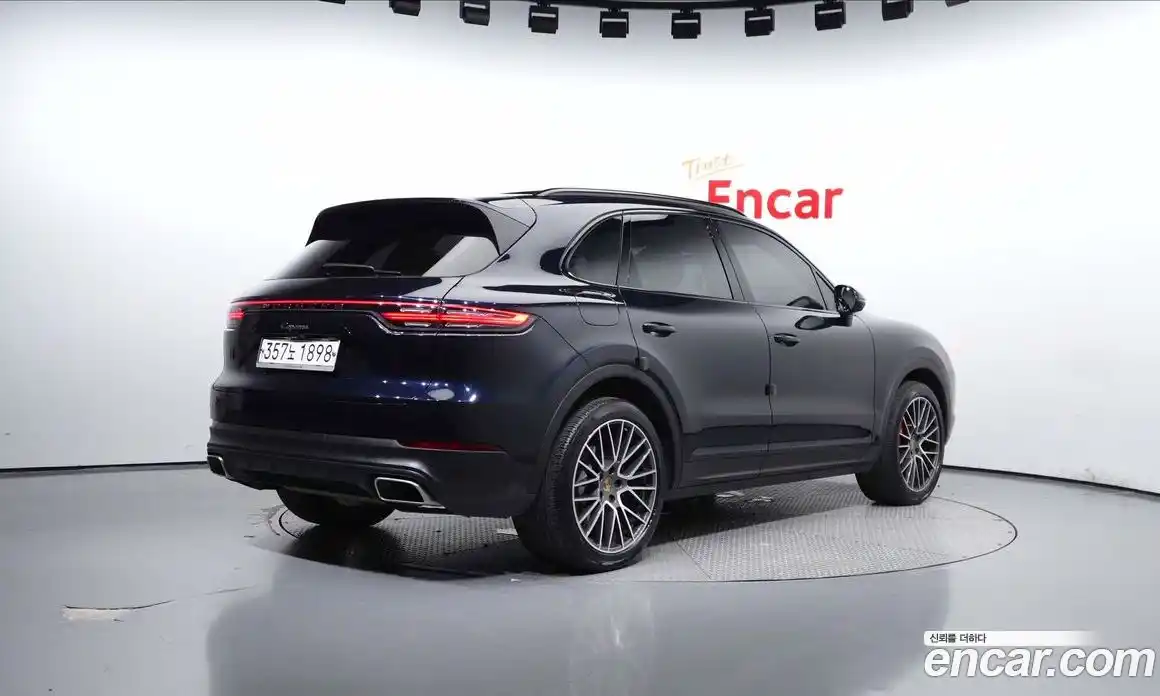 Porsche Cayenne 2019 3.0 Автомат в Москве № 197557, фото 8