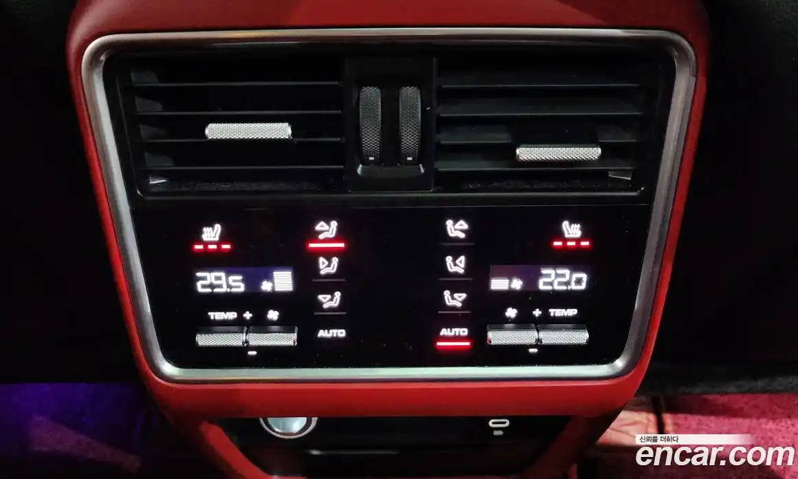 Porsche Cayenne 2021 3.0 Автомат в Москве № 197695, фото 18