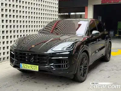 Porsche Cayenne, 2025