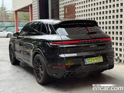 Porsche Cayenne 2025 3.0 Автомат в Москве № 197790, миниатюра 6
