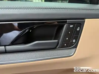 Porsche Cayenne 2025 3.0 Автомат в Москве № 197790, миниатюра 10