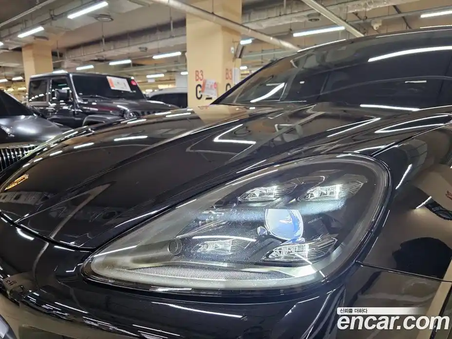 Porsche Cayenne 2021 3.0 Автомат в Москве № 197975, фото 20