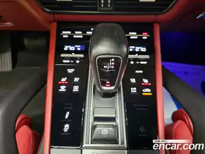 Porsche Cayenne 2021 3.0 Автомат в Москве № 197975, миниатюра 9