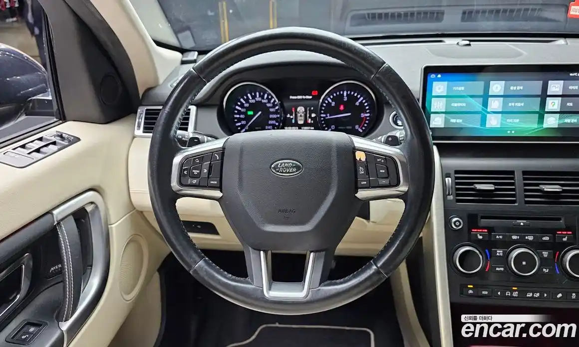 Land Rover Discovery Sport 2016 2.0 Автомат в Москве № 198150, фото 13