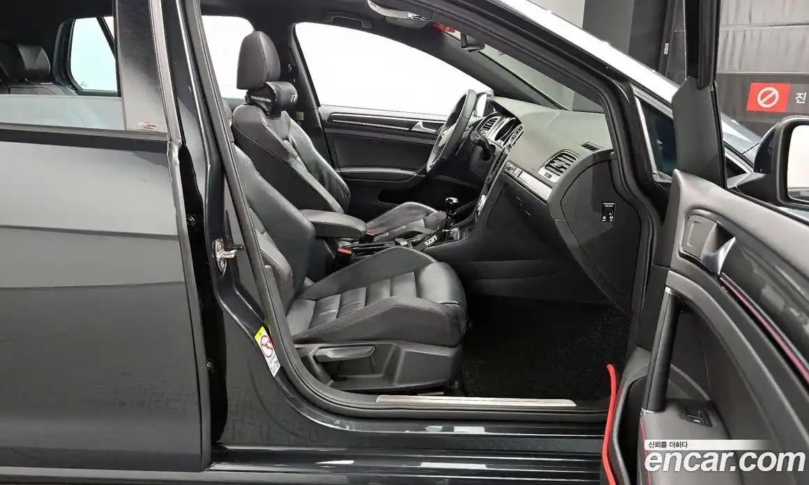 Volkswagen Golf 2014 2.0 Автомат в Москве № 199293, фото 10