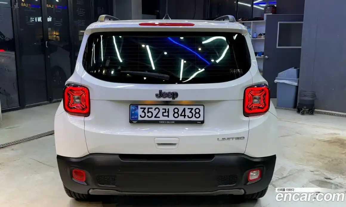 Jeep Renegade 2023 1.3 Автомат в Москве № 199390, фото 6