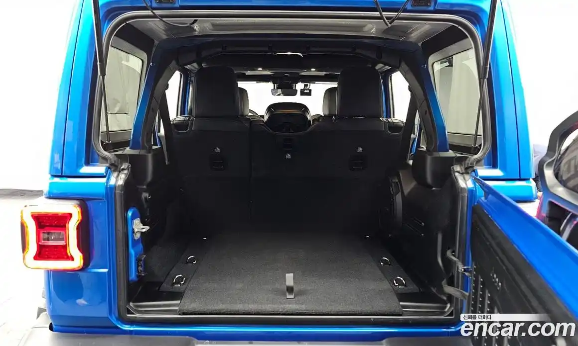 Jeep Wrangler 2024 2.0 Автомат в Москве № 199427, фото 20