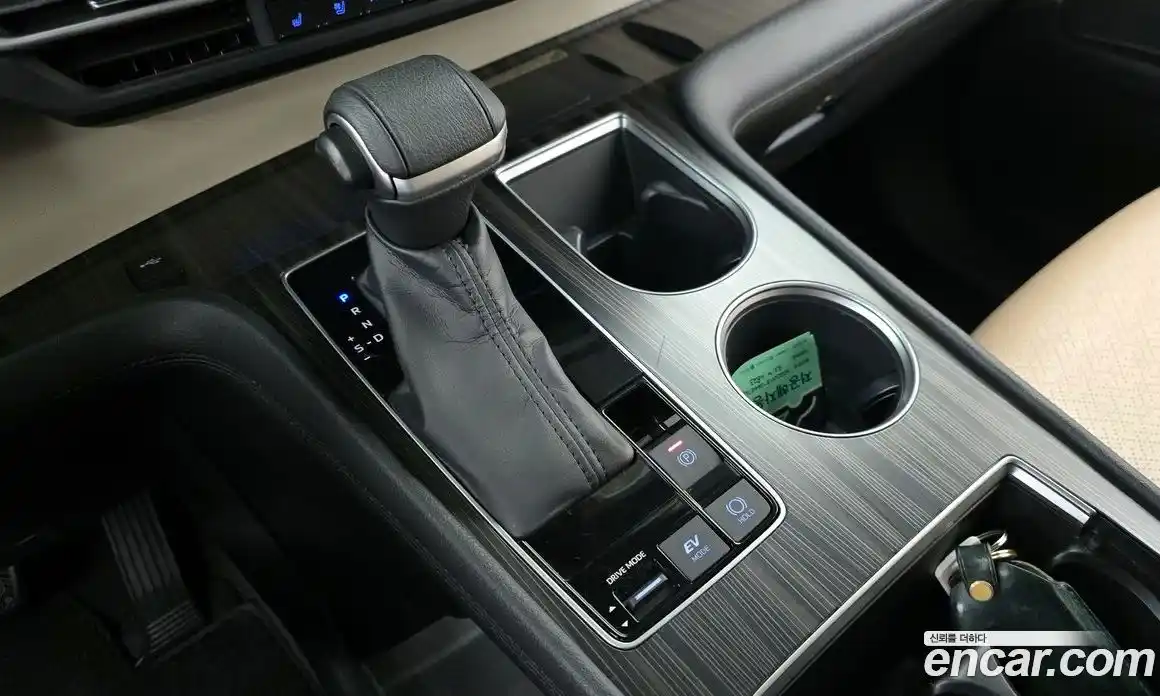 Toyota Sienna 2022 2.5 Автомат в Москве № 199595, фото 3