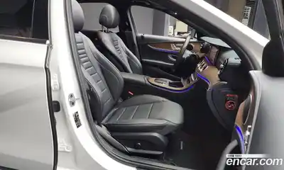 Mercedes-Benz E-Class, 2023