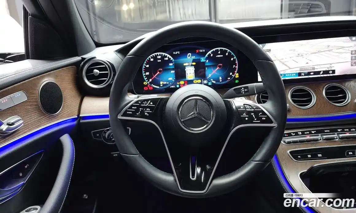 Mercedes-Benz E-Class 2023 2.0 Автомат в Москве № 204138, фото 19