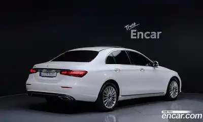 Mercedes-Benz E-Class 2023 2.0 Автомат в Москве № 204138, миниатюра 7