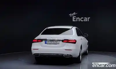 Mercedes-Benz E-Class 2023 2.0 Автомат в Москве № 204138, миниатюра 9