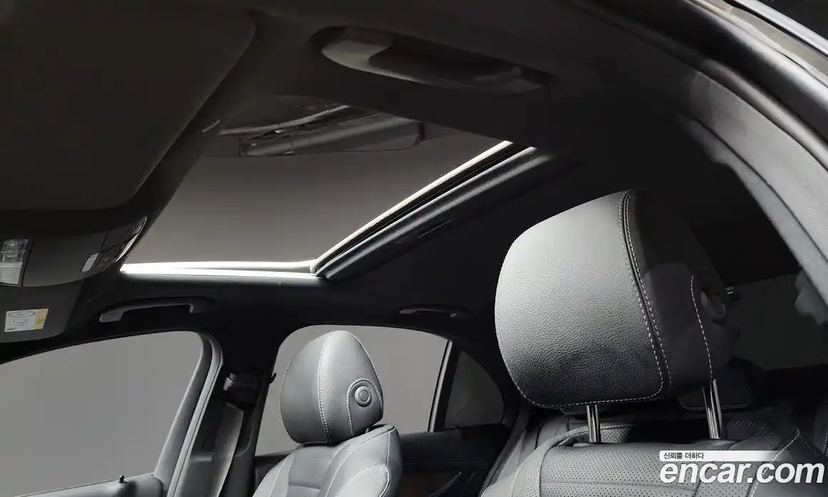 Mercedes-Benz E-Class 2023 2.0 Автомат в Москве № 204138, фото 10