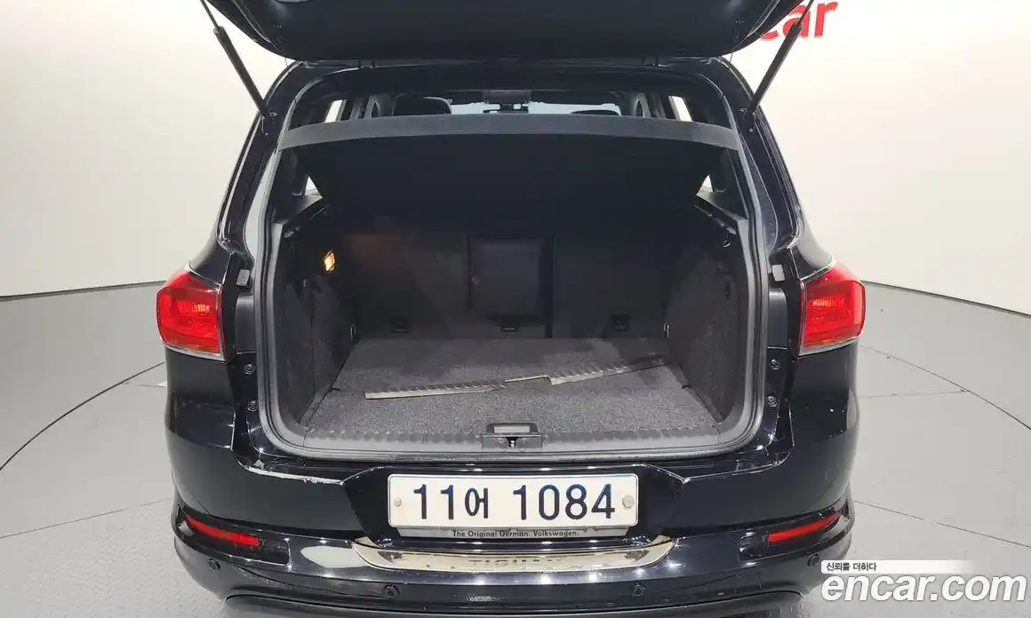 Volkswagen Tiguan 2015 2.0 Автомат в Москве № 204427, фото 12