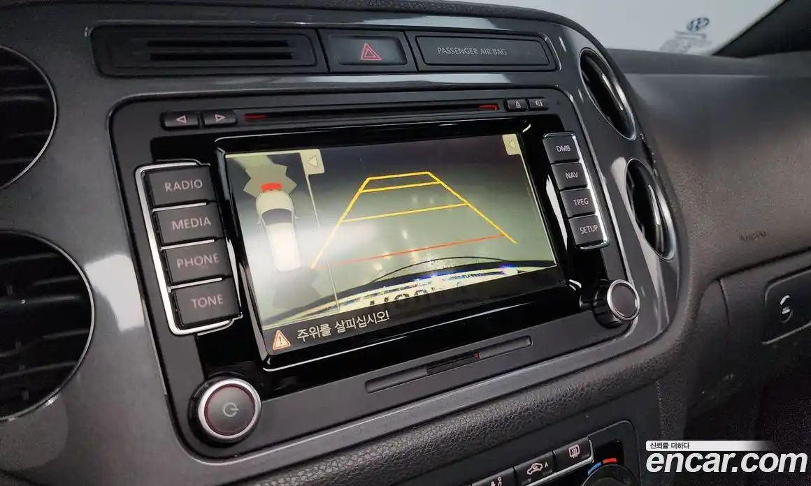 Volkswagen Tiguan 2015 2.0 Автомат в Москве № 204427, фото 13