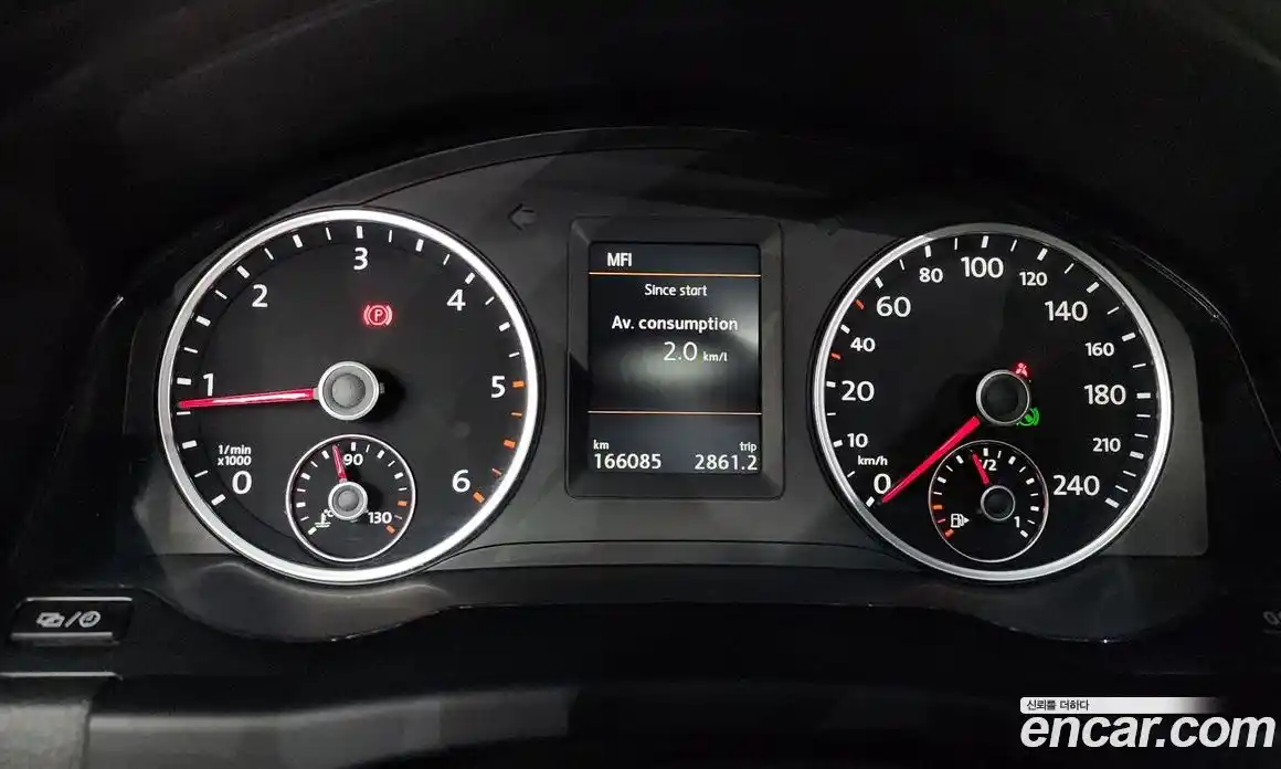 Volkswagen Tiguan 2015 2.0 Автомат в Москве № 204427, фото 19