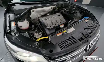 Volkswagen Tiguan 2015 2.0 Автомат в Москве № 204427, миниатюра 3