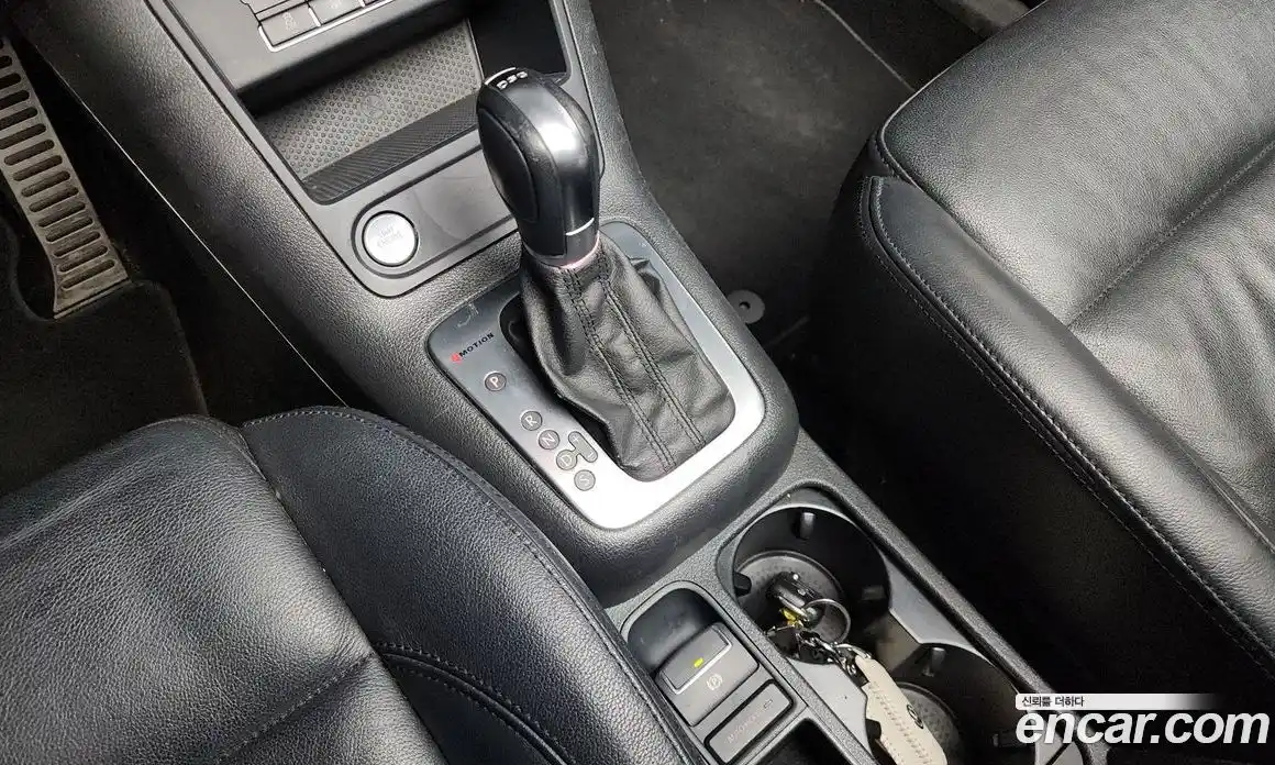 Volkswagen Tiguan 2015 2.0 Автомат в Москве № 204427, фото 6