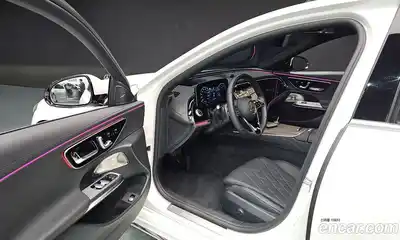 Mercedes-Benz E-Class 2024 3.0 Автомат в Москве № 205240, миниатюра 11