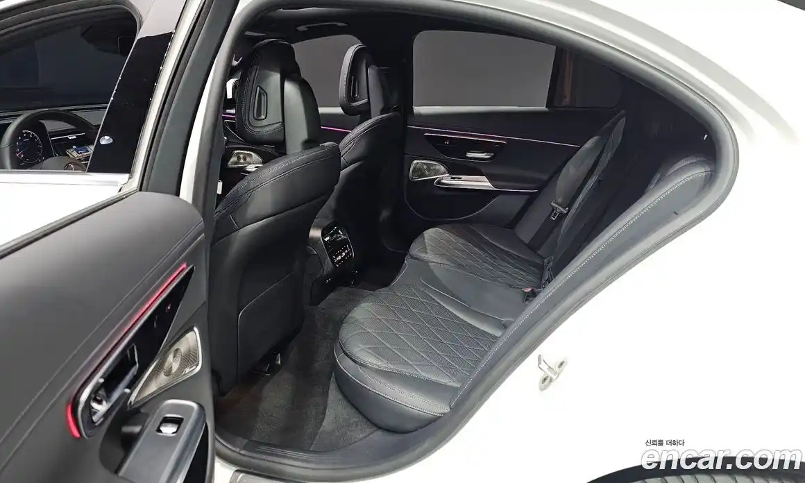 Mercedes-Benz E-Class 2024 3.0 Автомат в Москве № 205240, фото 16