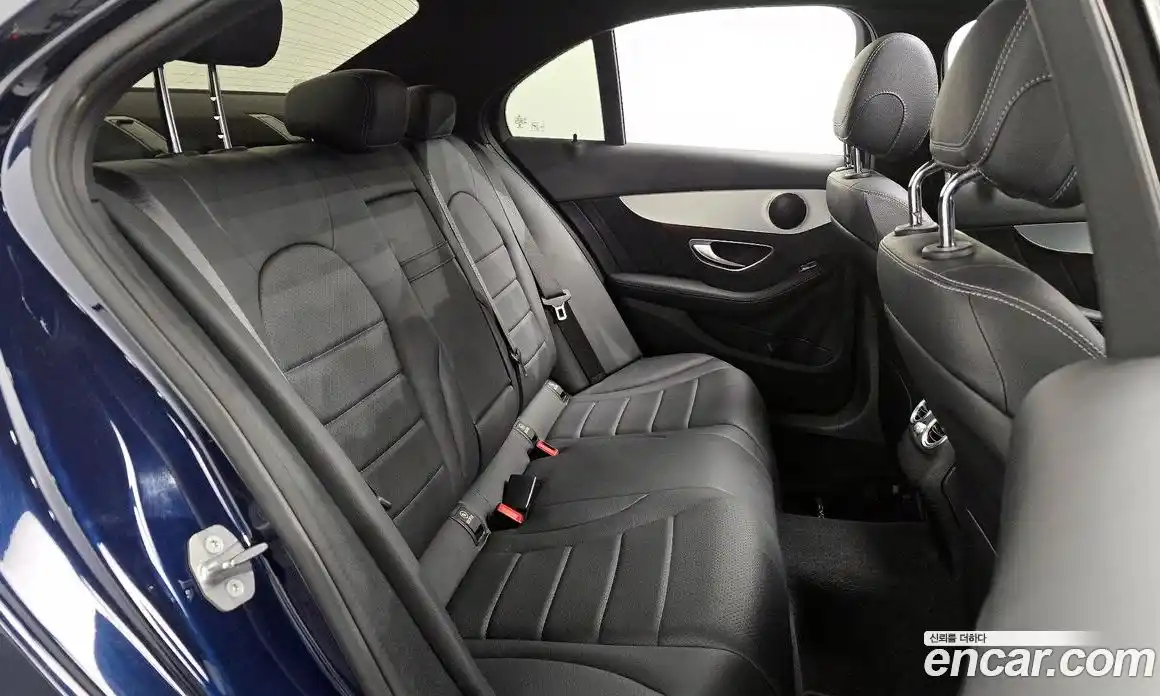 Mercedes-Benz C-Class 2018 2.0 Автомат в Москве № 206864, фото 16