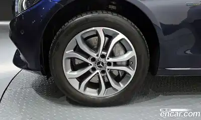 Mercedes-Benz C-Class 2018 2.0 Автомат в Москве № 206864, миниатюра 5