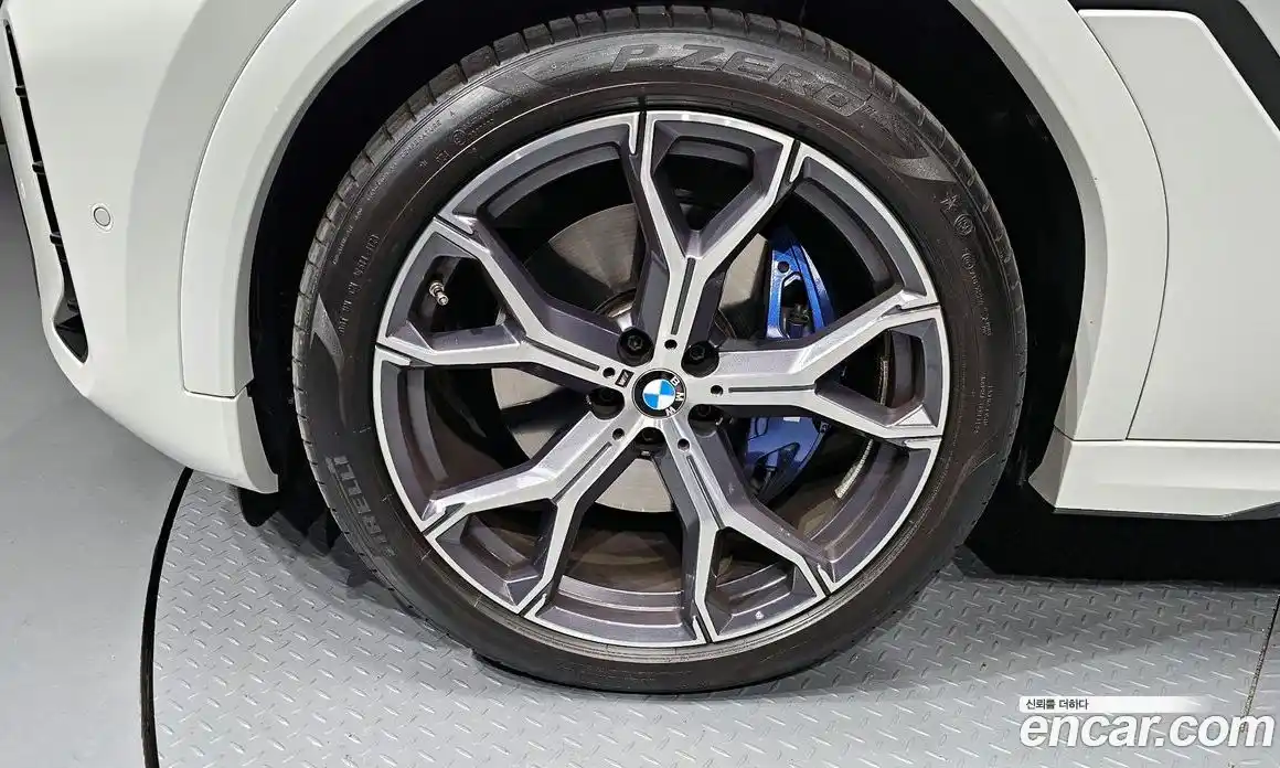 BMW X6 2024 3.0 Автомат в Москве № 210309, фото 17