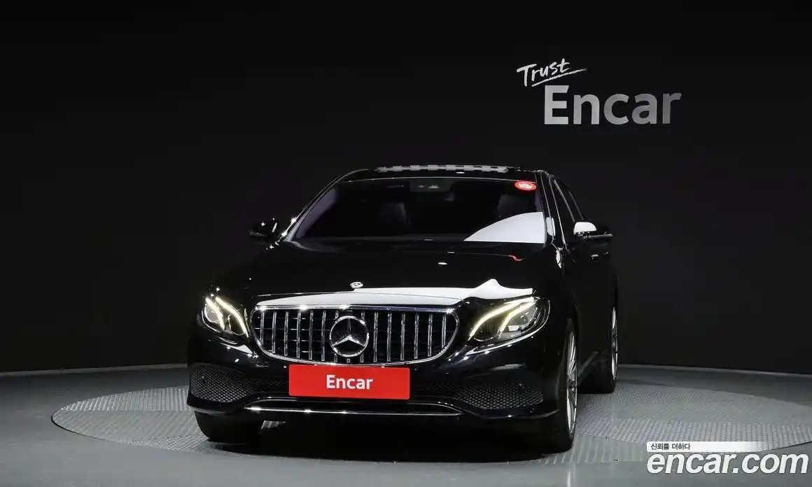 Mercedes-Benz E-Class 2018 2.0 Автомат в Москве № 212151, фото 19