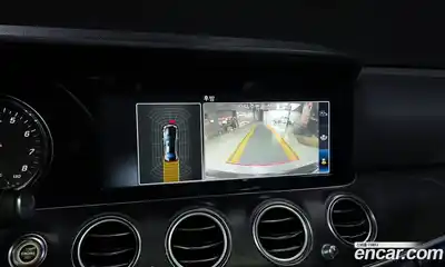 Mercedes-Benz E-Class 2018 2.0 Автомат в Москве № 212151, миниатюра 3