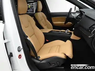 Volvo XC90 2024 2.0 Автомат в Москве № 212781, миниатюра 10