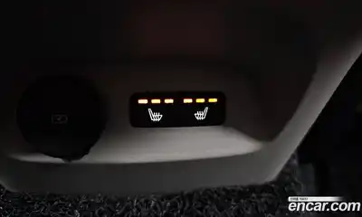 Volvo XC40 2023 2.0 Автомат в Москве № 212837, миниатюра 3