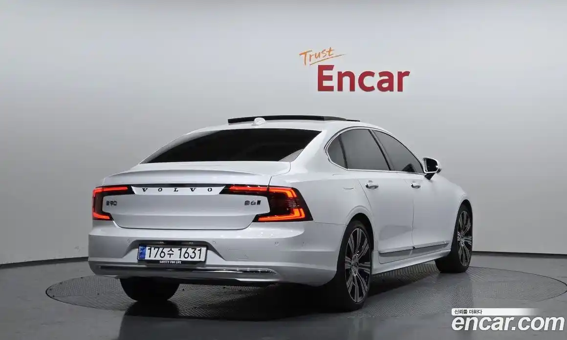 Volvo S90 2023 2.0 Автомат в Москве № 212874, фото 13