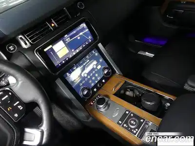 Land Rover Range-Rover 2020 5.0 Автомат в Москве № 213337, миниатюра 6