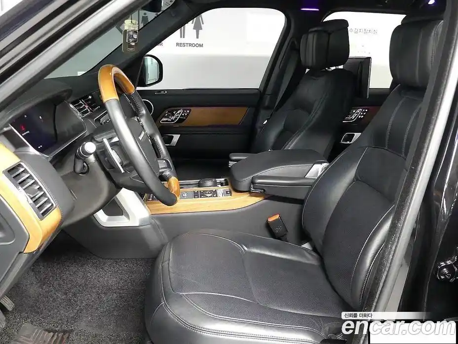 Land Rover Range-Rover 2020 5.0 Автомат в Москве № 213337, фото 9