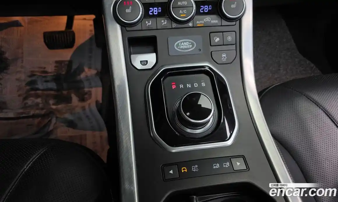 Land Rover Range-Rover Evoque 2018 2.0 Автомат в Москве № 213444, фото 7