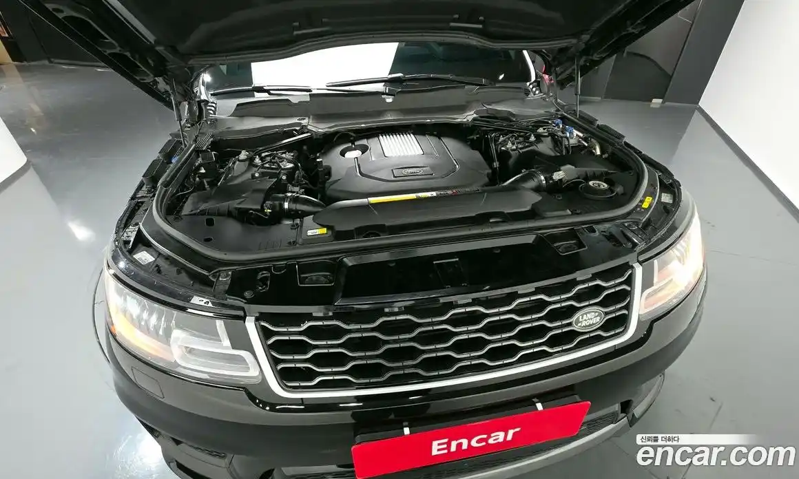Land Rover Range-Rover Sport 2018 3.0 Автомат в Москве № 213450, фото 4