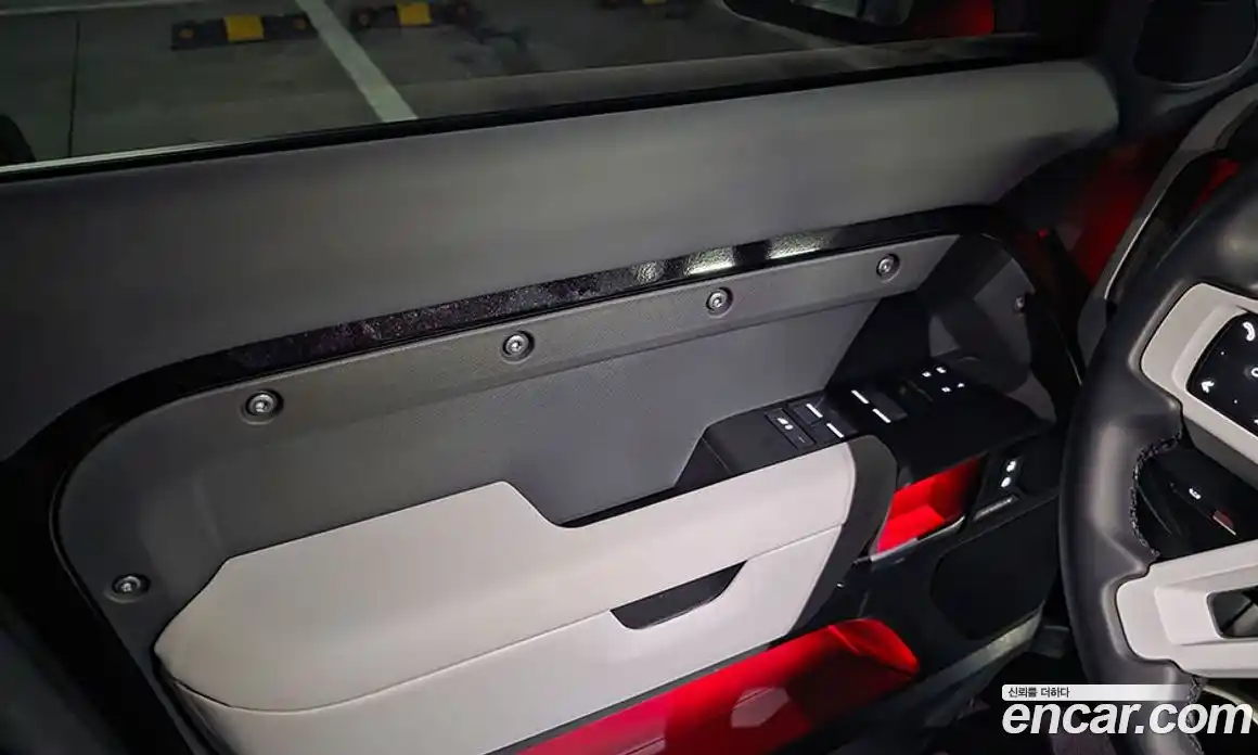 Land Rover Defender 2025 3.0 Автомат в Москве № 213892, фото 15