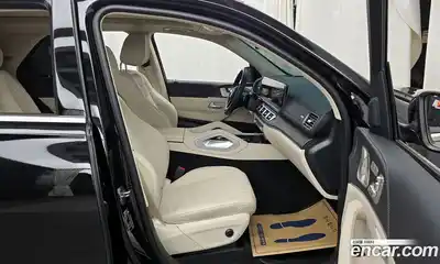 Mercedes-Benz GLE-Class 2025 3.0 Автомат в Москве № 216001, миниатюра 3