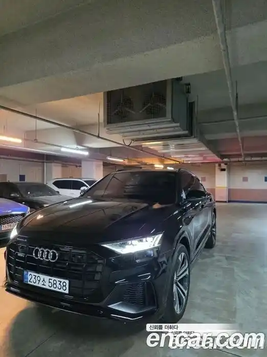 Audi Q8 2023 3.0 Автомат в Москве № 218633, фото 3