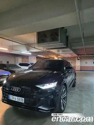 Audi Q8 2023 3.0 Автомат в Москве № 218633, миниатюра 3
