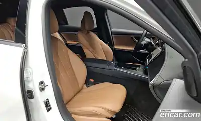 Mercedes-Benz E-Class 2025 2.0 Автомат в Москве № 220549, миниатюра 12