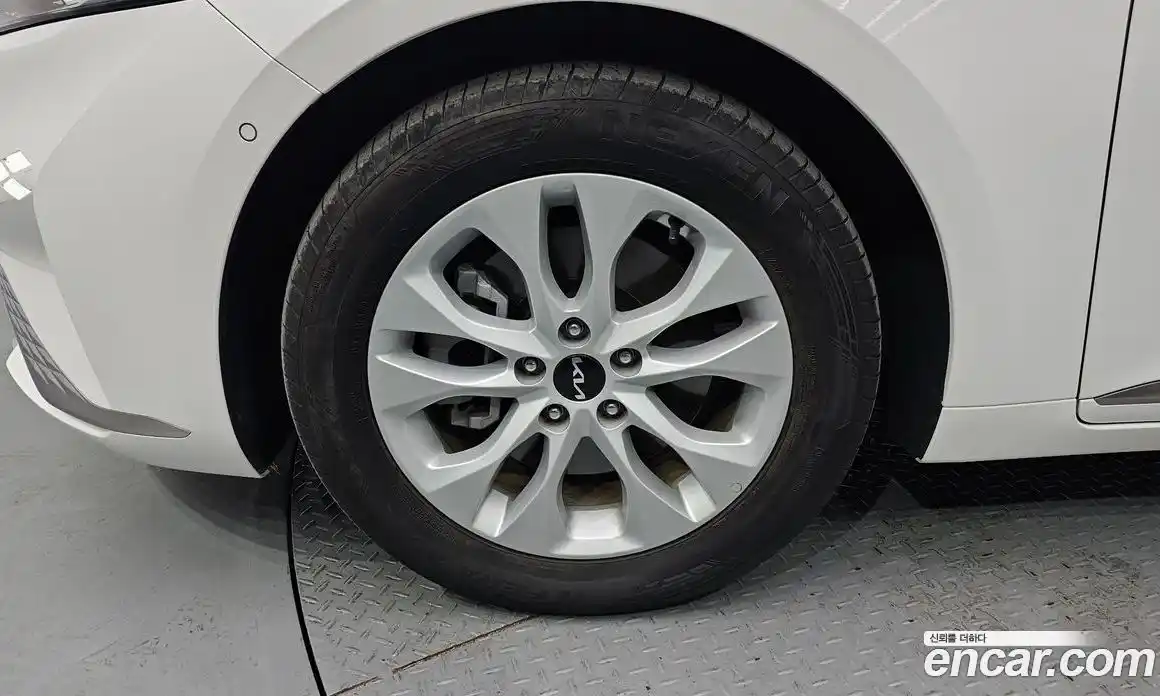 Kia K8 2023 2.5 Автомат в Москве № 22401, фото 9