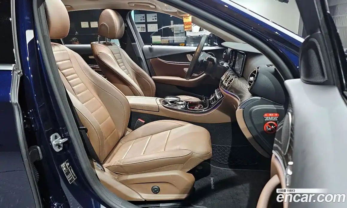 Mercedes-Benz E-Class 2019 1.9 Автомат в Москве № 224529, фото 13