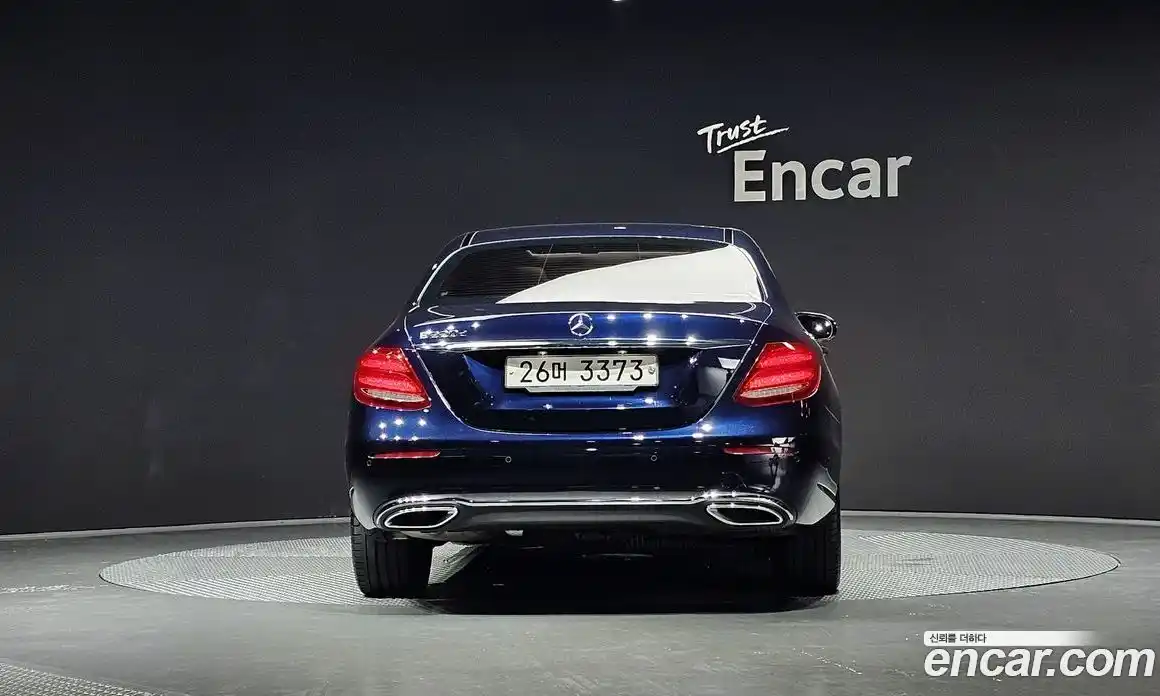 Mercedes-Benz E-Class 2019 1.9 Автомат в Москве № 224529, фото 4