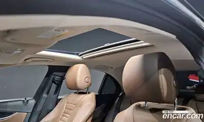 Mercedes-Benz E-Class 2019 1.9 Автомат в Москве № 224529, миниатюра 5