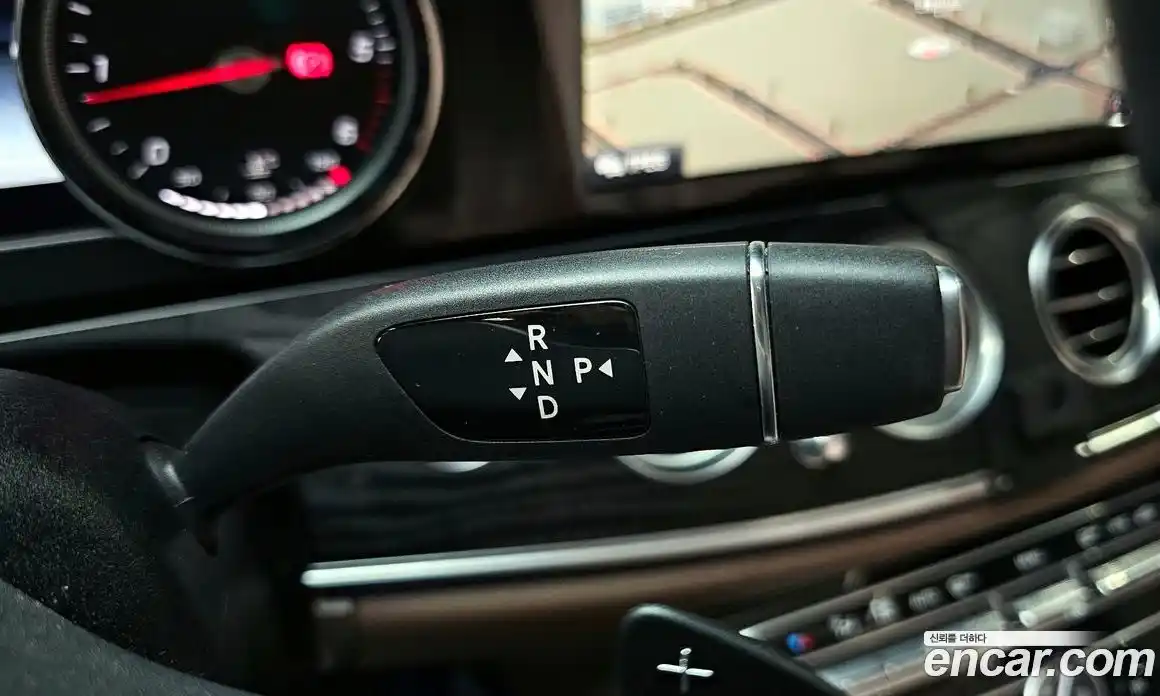 Mercedes-Benz E-Class 2019 1.9 Автомат в Москве № 224529, фото 7