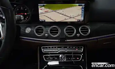 Mercedes-Benz E-Class 2019 1.9 Автомат в Москве № 224529, миниатюра 10
