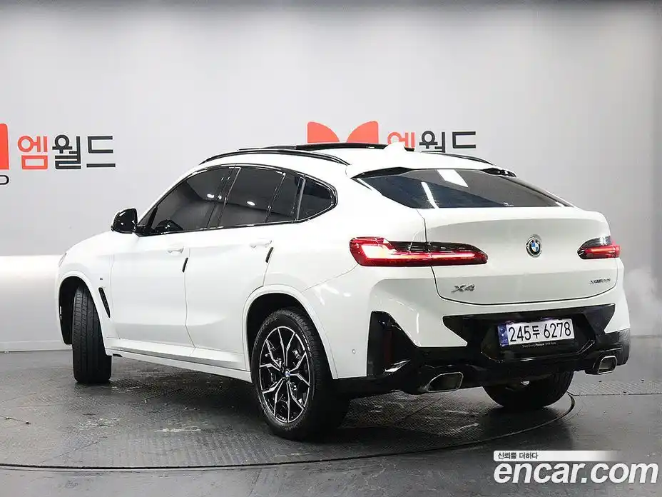 BMW X4 2023 2.0 Автомат в Москве № 228285, фото 3