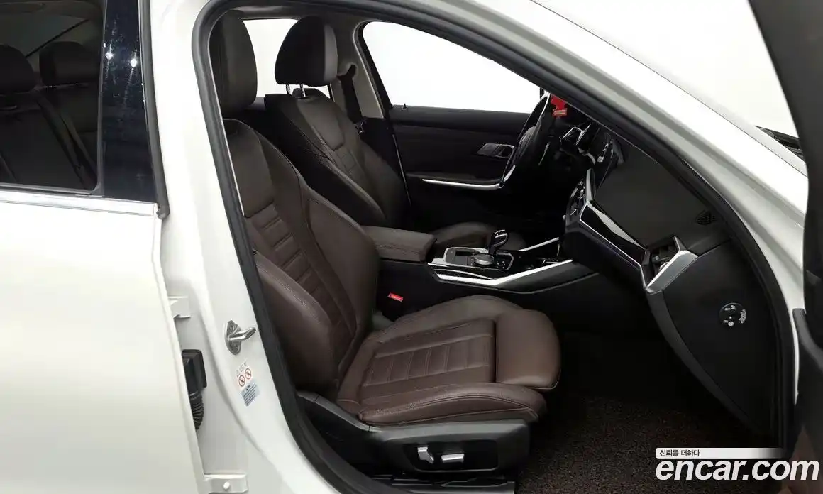 BMW 3-Series 2022 2.0 Автомат в Москве № 228696, фото 20