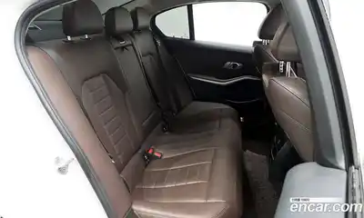 BMW 3-Series 2022 2.0 Автомат в Москве № 228696, миниатюра 7